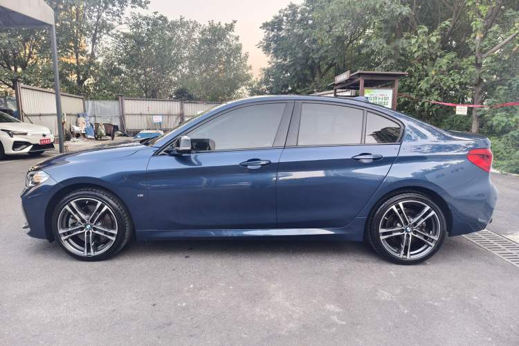 Used BMW 1 Series 2021 Restyled 125i M Sport Night Edition Exterior 3