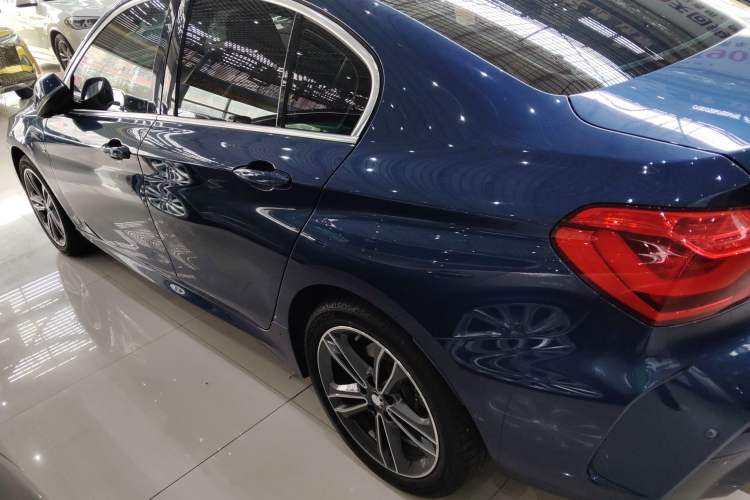 Used BMW 1 Series 2021 120i M Sport Edition Exterior 3