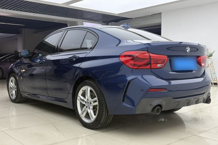 Used BMW 1 Series 2021 120i M Sport Night Edition Exterior 3