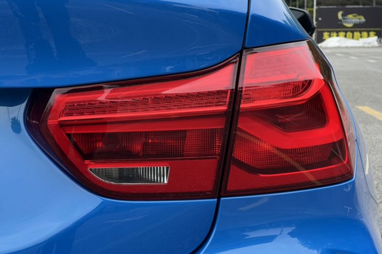 Used BMW 1 Series 2021 Revised 120i M Sport Night Edition Exterior 4