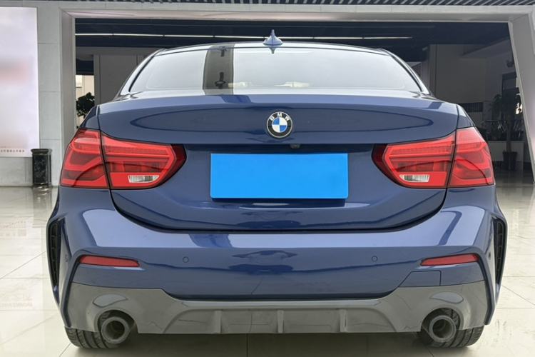 Used BMW 1 Series 2021 120i M Sport Night Edition Exterior 4