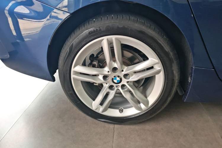 Used BMW 1 Series 2021 Revised 120i M Sport Night Edition Exterior 5