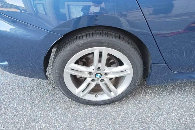 Used BMW 1 Series 2021 Revised 120i M Sport Night Edition Exterior 5