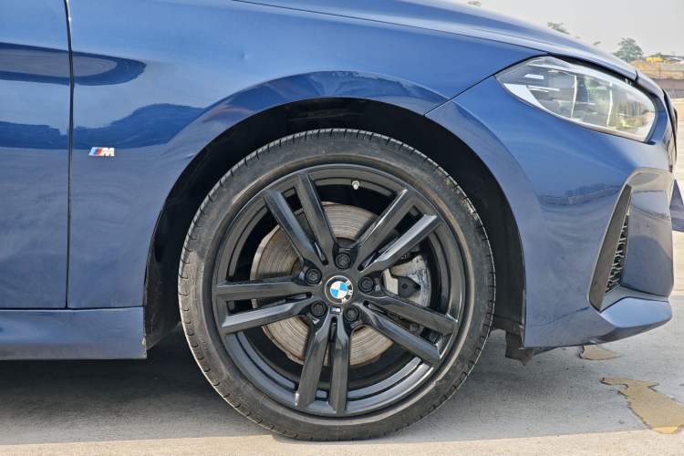 Used BMW 1 Series 2021 Restyled 125i M Sport Night Edition Exterior 6