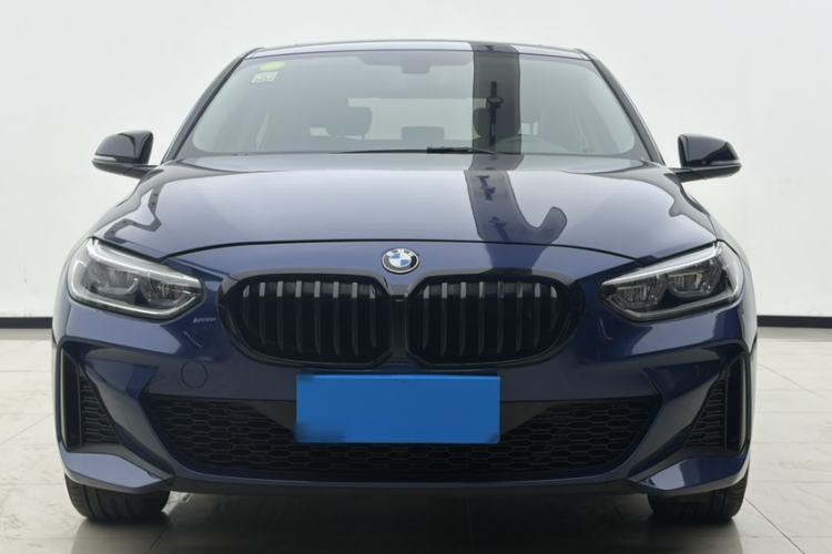 Used BMW 1 Series 2021 120i M Sport Night Edition Exterior 6