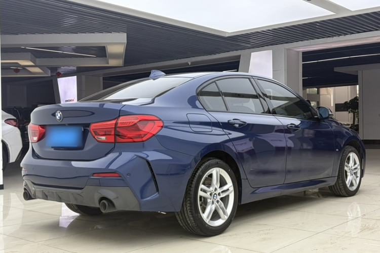 Used BMW 1 Series 2021 120i M Sport Night Edition Exterior 8