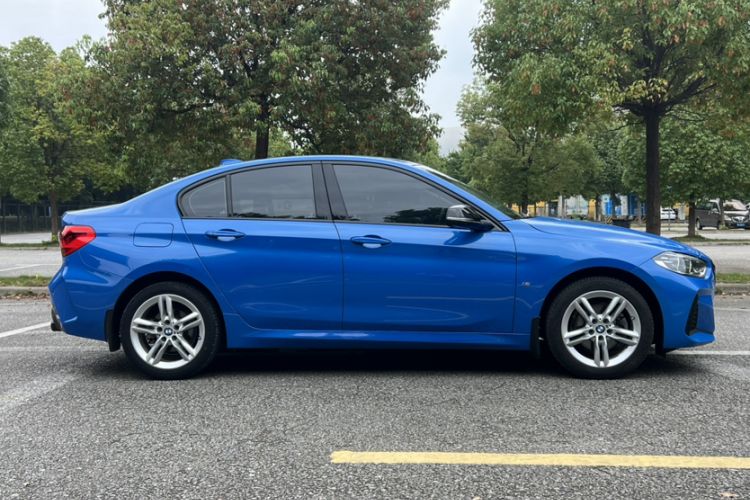 Used BMW 1 Series 2021 Revised 120i M Sport Night Edition Exterior 9