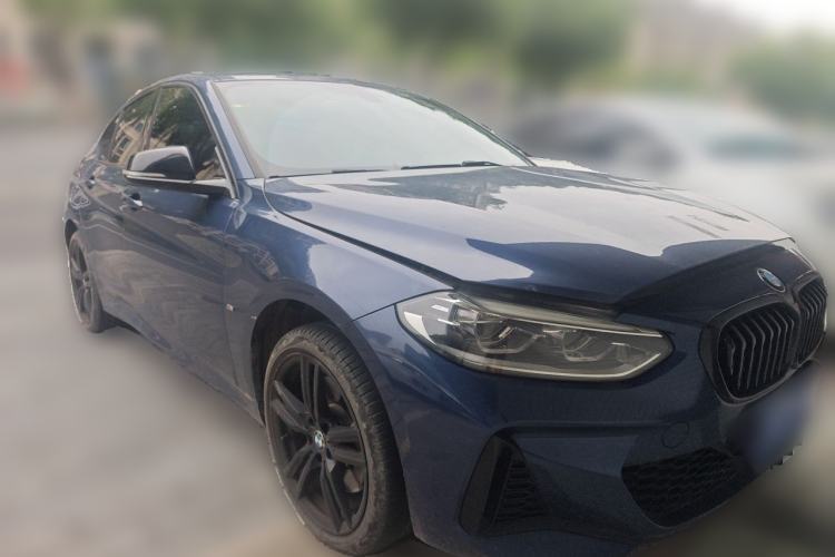 Used BMW 1 Series 2021 125i M Sport Night Edition Front Right 45 Deg