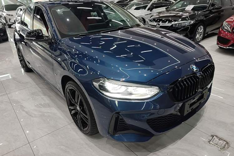Used BMW 1 Series 2021 Restyled 125i M Sport Night Edition Front Right 45 Deg
