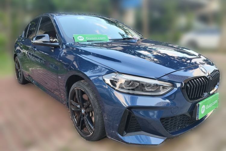 Used BMW 1 Series 2021 125i M Sport Night Edition Front Right 45 Deg