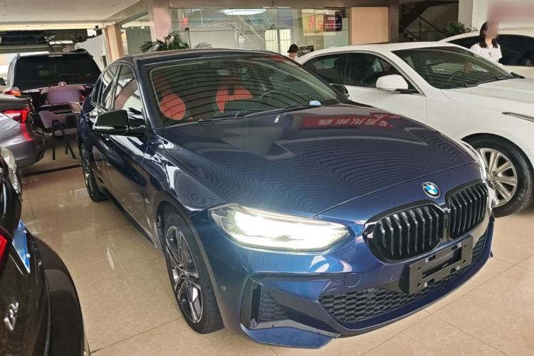 Used BMW 1 Series 2021 Restyled 125i M Sport Night Edition Front Right 45 Deg