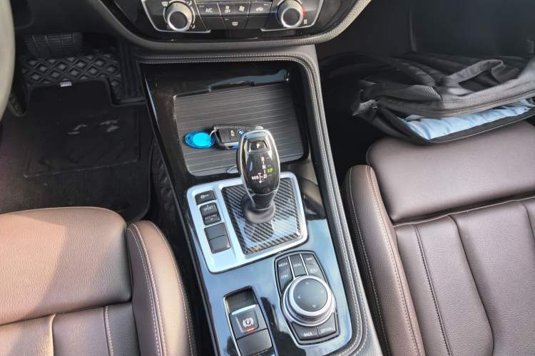 Used BMW 1 Series 2021 125i M Sport Night Edition Gear Lever