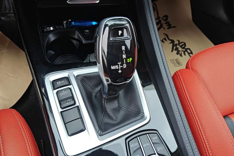 Used BMW 1 Series 2021 125i M Sport Night Edition Gear Lever