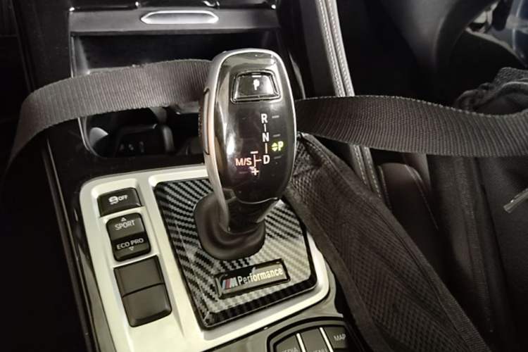 Used BMW 1 Series 2021 125i M Sport Night Edition Gear Lever