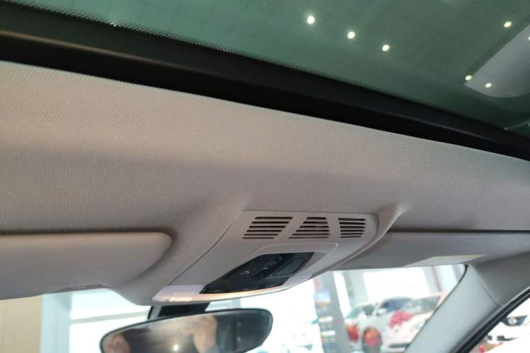 Used BMW 1 Series 2021 125i M Sport Night Edition Headliner