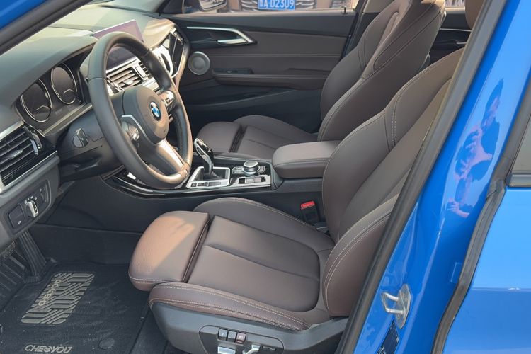 Used BMW 1 Series 2021 120i M Sport Night Edition Interior 1