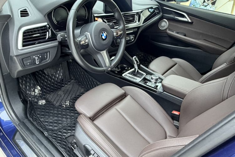 Used BMW 1 Series 2021 120i M Sport Night Edition Interior 1