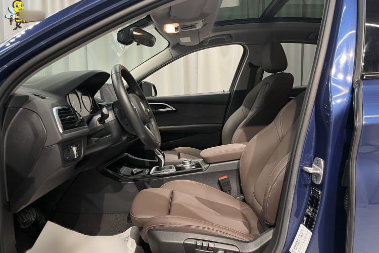 Used BMW 1 Series 2021 120i M Sport Night Edition Interior 2