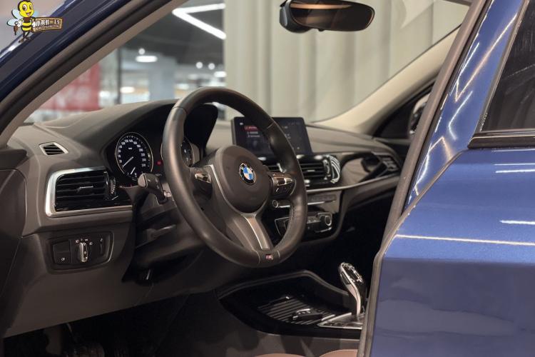 Used BMW 1 Series 2021 120i M Sport Night Edition Interior 3