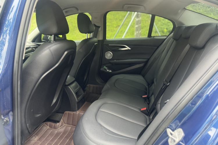 Used BMW 1 Series 2021 120i M Sport Edition Interior 4