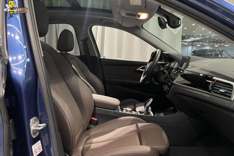 Used BMW 1 Series 2021 120i M Sport Night Edition Interior 5