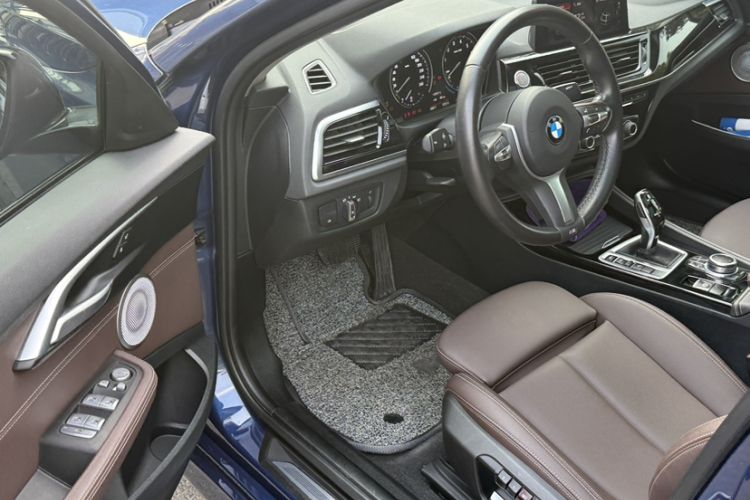Used BMW 1 Series 2021 120i M Sport Night Edition Interior 5