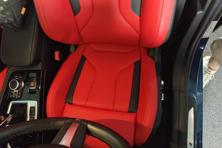 Used BMW 1 Series 2021 125i M Sport Night Edition Left Front Seat