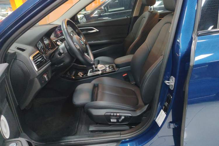 Used BMW 1 Series 2021 120i M Sport Night Edition Left Front Seat