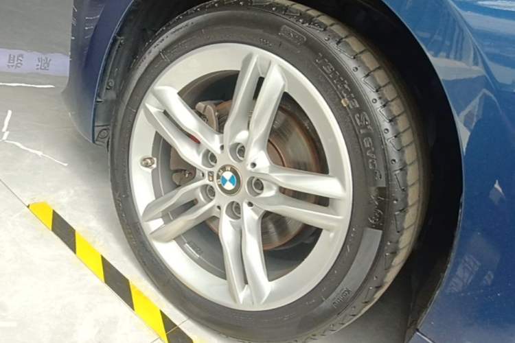 Used BMW 1 Series 2021 Revised 120i M Sport Night Edition Left Front Wheel Hub