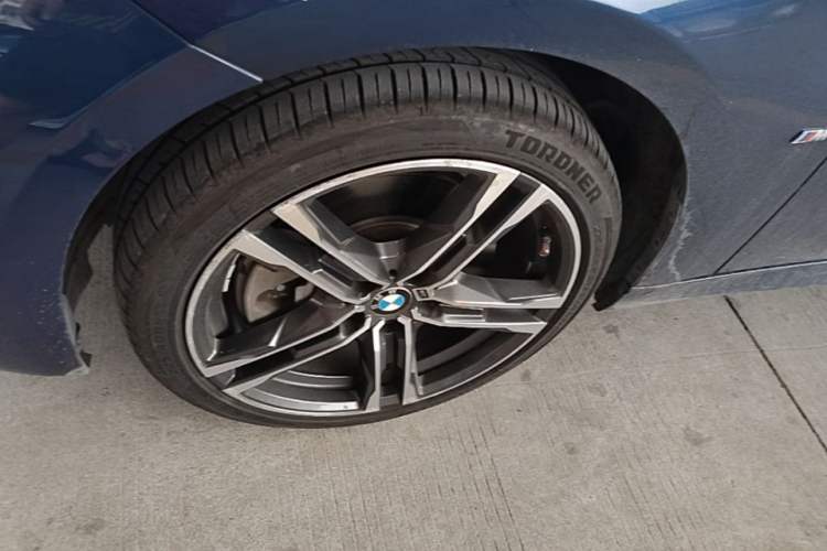 Used BMW 1 Series 2021 125i M Sport Night Edition Left Front Wheel Hub