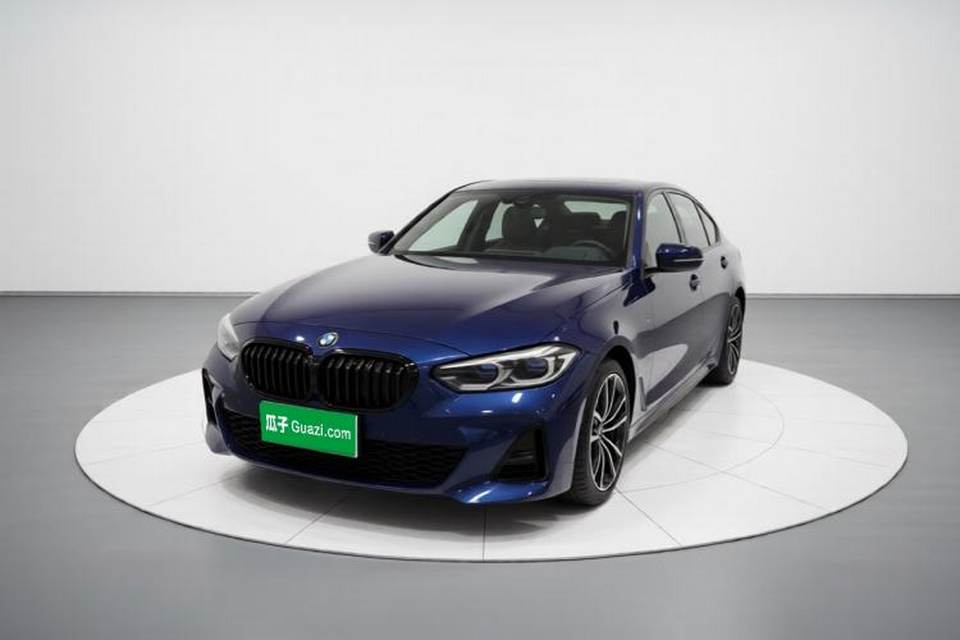 BMW 1 Series 2021