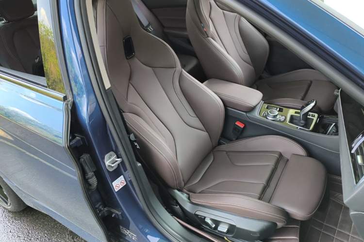 Used BMW 1 Series 2021 125i M Sport Night Edition Right Front Seat