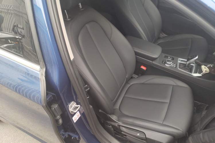 Used BMW 1 Series 2021 120i M Sport Edition Right Front Seat