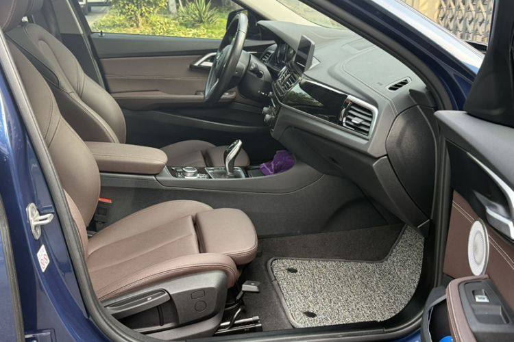 Used BMW 1 Series 2021 120i M Sport Night Edition Right Front Seat
