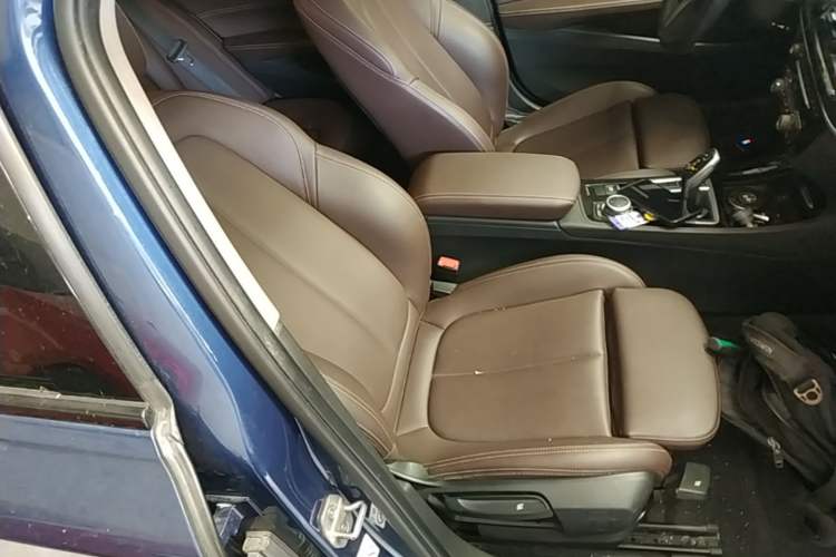 Used BMW 1 Series 2021 Revised 120i M Sport Night Edition Right Front Seat