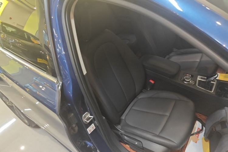 Used BMW 1 Series 2021 Revised 120i M Sport Edition Right Front Seat