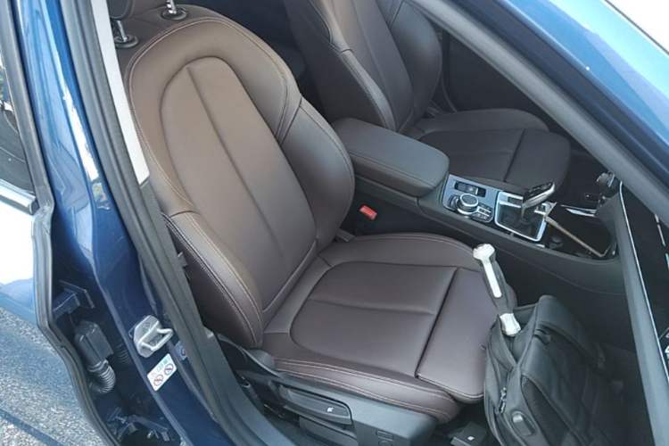 Used BMW 1 Series 2021 Revised 120i M Sport Night Edition Right Front Seat