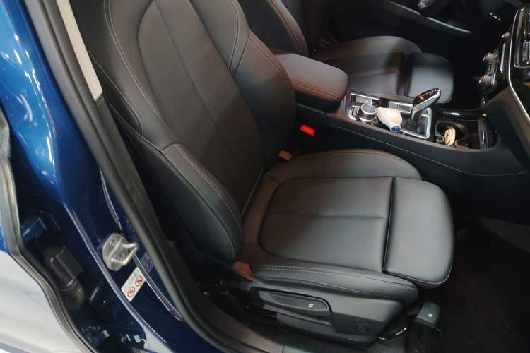 Used BMW 1 Series 2021 120i M Sport Night Edition Right Front Seat
