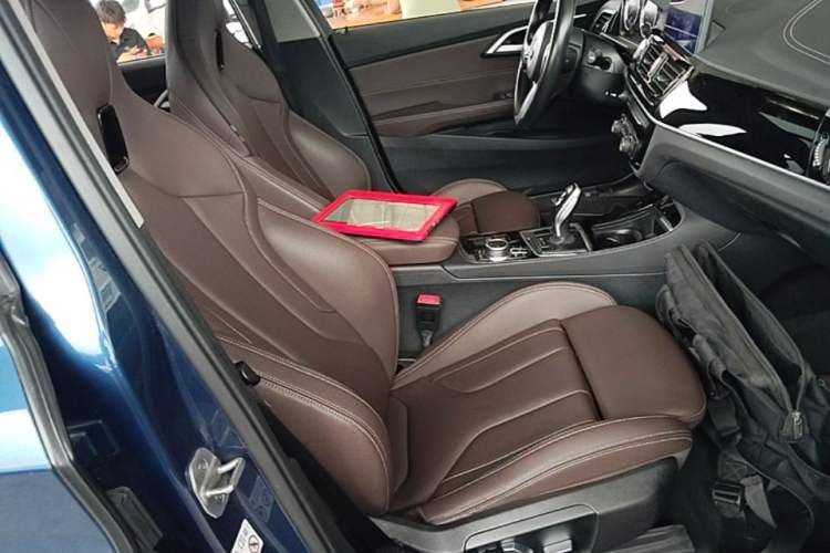 Used BMW 1 Series 2021 125i M Sport Night Edition Right Front Seat