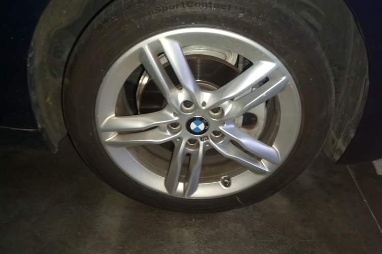 Used BMW 1 Series 2021 120i M Sport Night Edition Right Front Wheel Hub