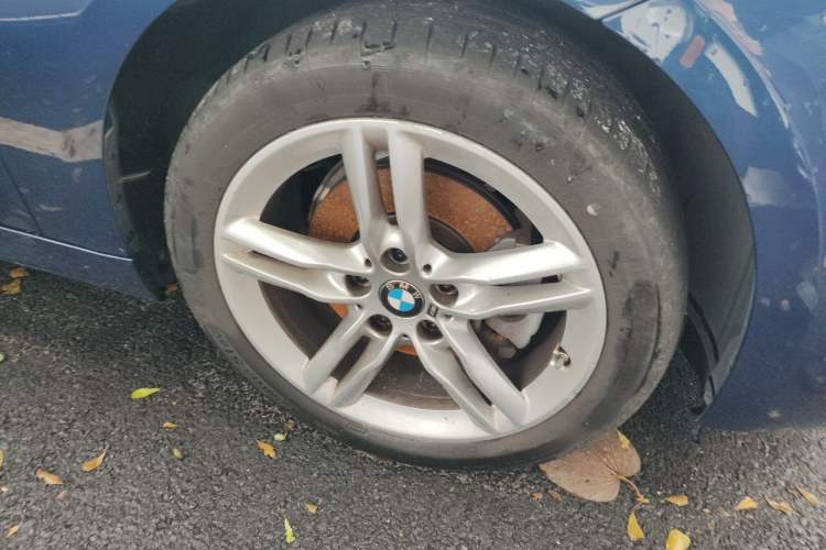 Used BMW 1 Series 2021 Revised 120i M Sport Night Edition Right Front Wheel Hub
