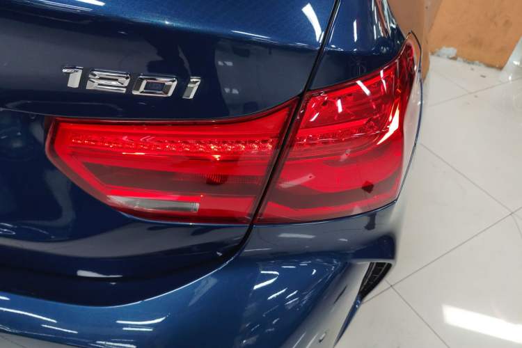 Used BMW 1 Series 2021 120i M Sport Night Edition Right Rear Taillight