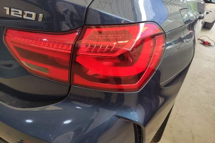 Used BMW 1 Series 2021 120i M Sport Edition Right Rear Taillight