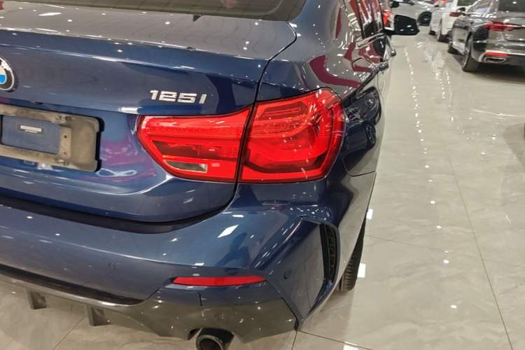 Used BMW 1 Series 2021 125i M Sport Night Edition Right Rear Taillight