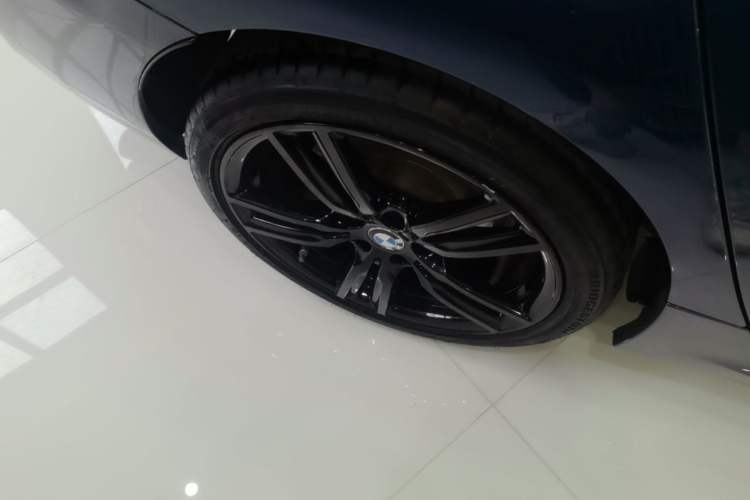 Used BMW 1 Series 2021 125i M Sport Night Edition Right Rear Wheel Hub