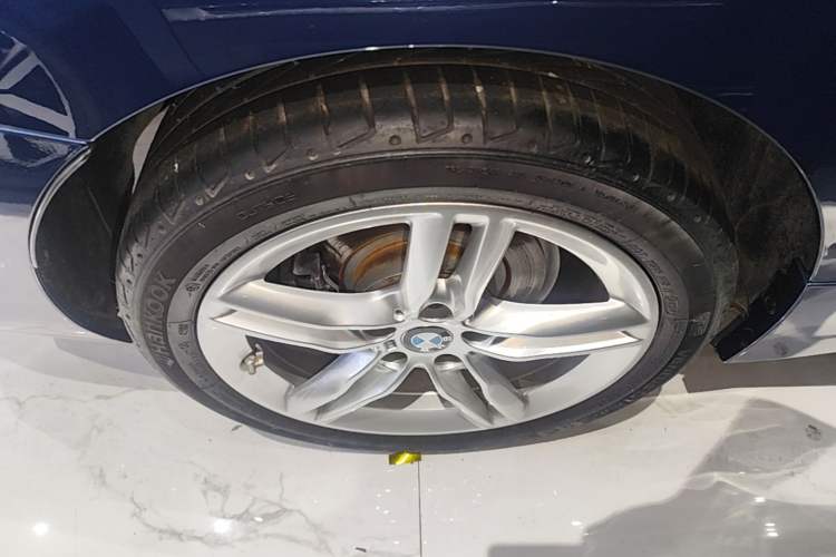Used BMW 1 Series 2021 Revised 120i M Sport Night Edition Right Rear Wheel Hub