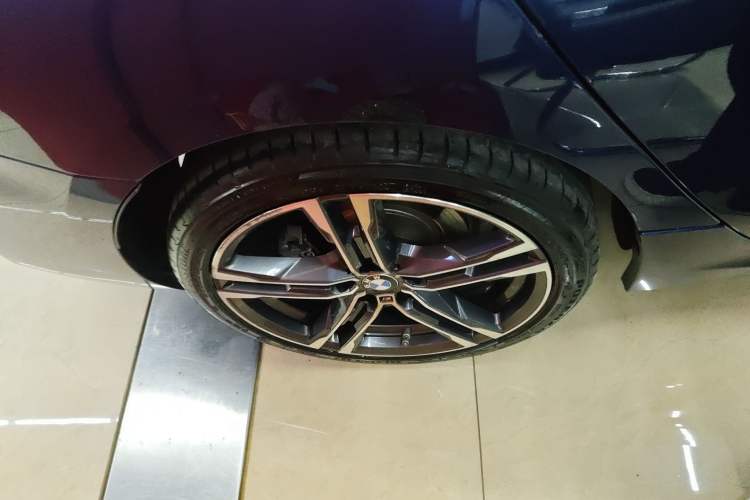 Used BMW 1 Series 2021 Restyled 125i M Sport Night Edition Right Rear Wheel Hub