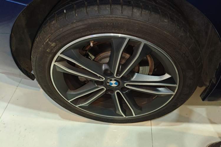 Used BMW 1 Series 2021 120i M Sport Edition Right Rear Wheel Hub