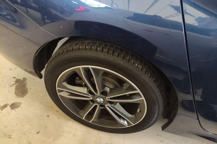Used BMW 1 Series 2021 120i M Sport Edition Right Rear Wheel Hub