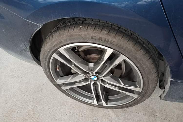 Used BMW 1 Series 2021 125i M Sport Night Edition Right Rear Wheel Hub